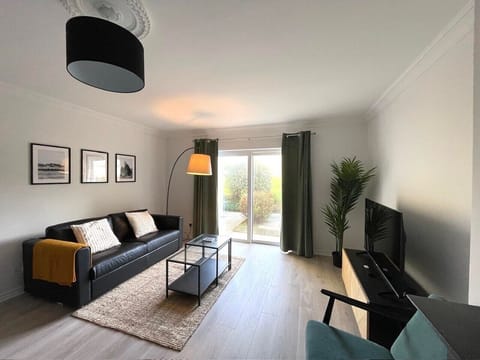 Sitting room with sofa bed