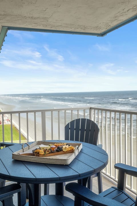 Ocean view for days