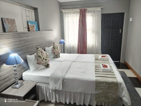2 bedrooms