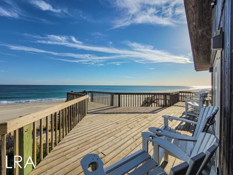 804 S Shore Dr (Beachy McBeach House [Int Ext Aerials]) - watermarked-37