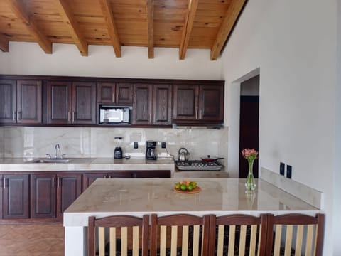 House | Private kitchen