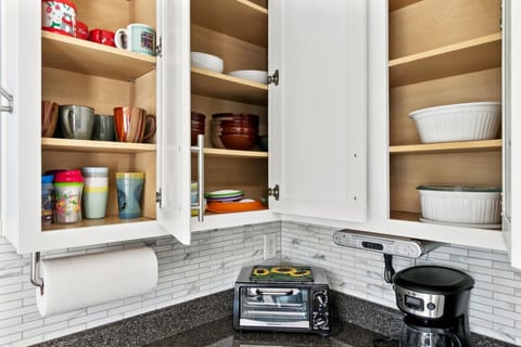 Shelf, Cupboard, Furniture, Indoors, Microwave