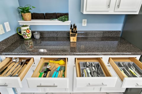 Drawer, Furniture, Indoors, Kitchen, Shelf