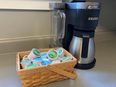 Basic drip coffee can be made by the pot or cup in the Keurig Duo. Decaf & Reg.