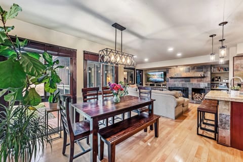 Live Plants, Fresh Air