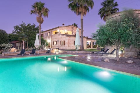 Holiday Home Swimming Pool