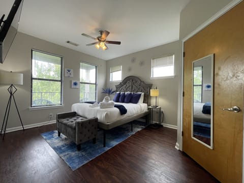 Condo, 2 Bedrooms | 2 bedrooms, desk, laptop workspace, WiFi (free)