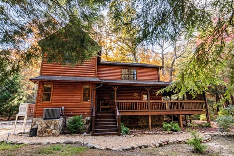 I strongly encourage anyone to rent this cabin it’s amazing -Bettye