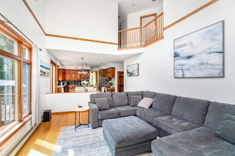 Tomassoni Pokegama Home 017