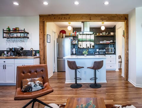 Deluxe Apartment, Patio | Private kitchen