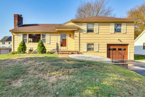 Waterford Vacation Rental | 4BR | 2BA | 6 Steps to Enter | 2,000 Sq Ft