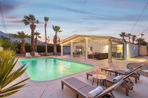 House | 3 bedrooms, high-speed internet