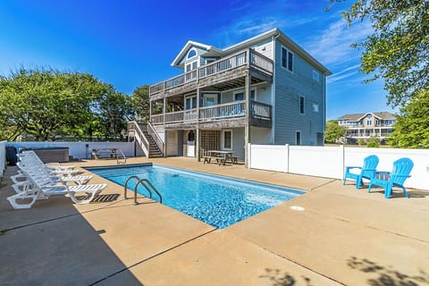 Rear Exterior and Private Pool