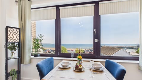 The Lighthouse - 1 Bedroom Apartment - Saundersfoot (28330)