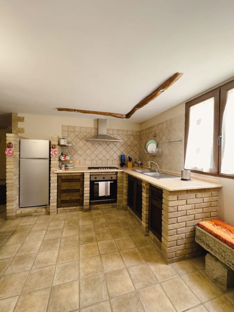 Deluxe Apartment | Private kitchen | Espresso maker, electric kettle, eco-friendly cleaning products