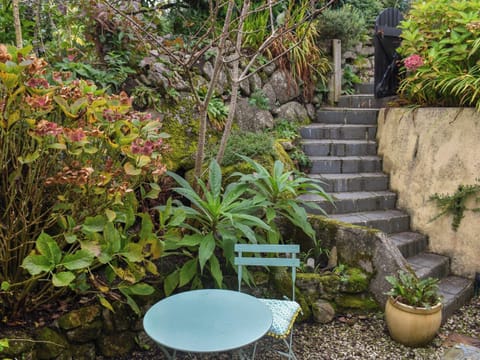 Garden | Gew Cottage, Helston