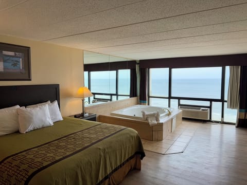 1 bedroom, in-room safe, iron/ironing board, free WiFi