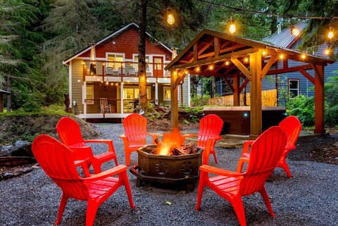 Backyard firepit w/ Adirondack chairs, Covered 6-person Hot Tub! (Sauna not pictured.)  Perfect for relaxing!