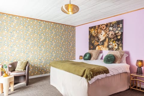 Deluxe Double Room | Blackout drapes, iron/ironing board, free WiFi