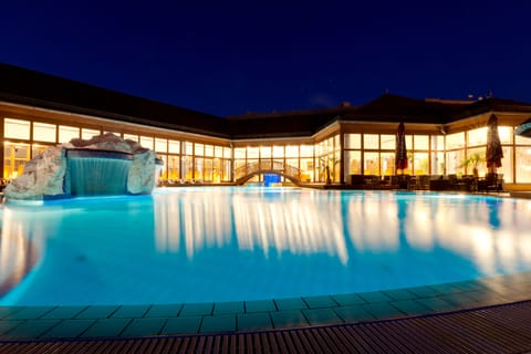 6 indoor pools, seasonal outdoor pool, pool umbrellas, sun loungers