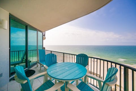 Condo, 2 Bedrooms | Outdoor dining