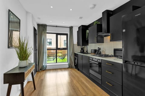 Cook, dine and relax