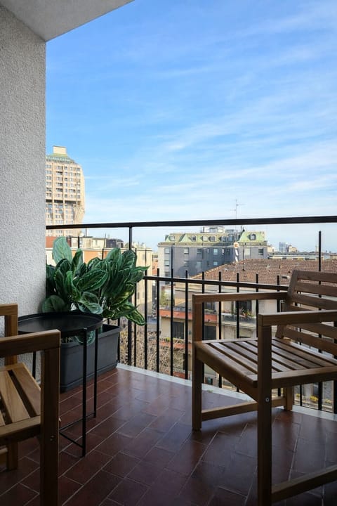 Double Room, Balcony, City View | Terrace/patio