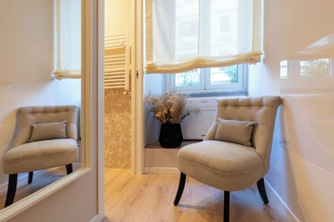 Classic Double Room | Pillowtop beds, in-room safe, desk, iron/ironing board