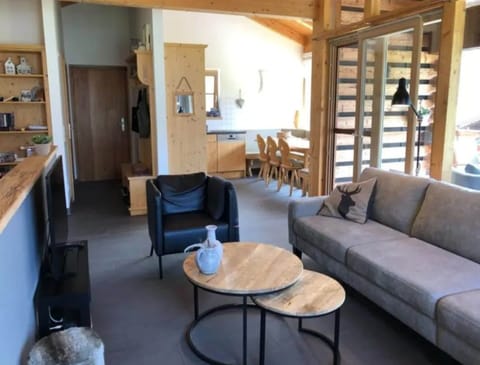 House | Living room