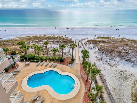 Incredible balcony view from Destin Towers 73!!
