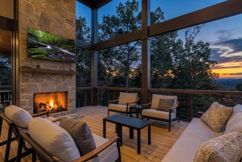 Deer Crossing - Outdoor Fireplace