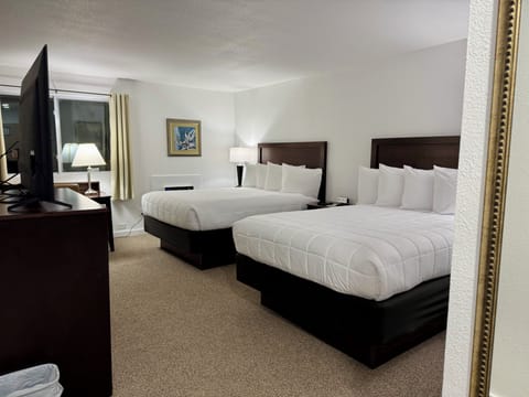 Family Suite, Multiple Beds | Premium bedding, desk, laptop workspace, iron/ironing board