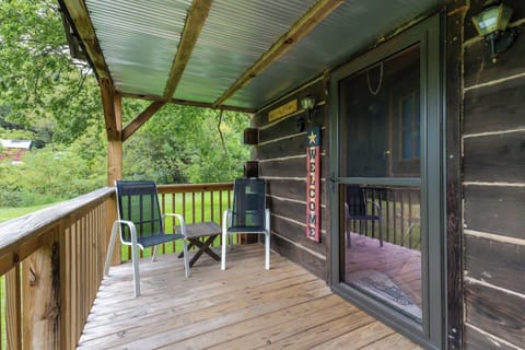 Porch area to relax on and take in the scenery