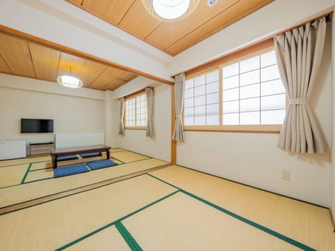 Japanese-style Room, Non Smoking | Down comforters, desk, free WiFi, bed sheets