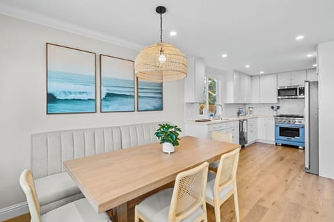 Open concept dining with kitchen