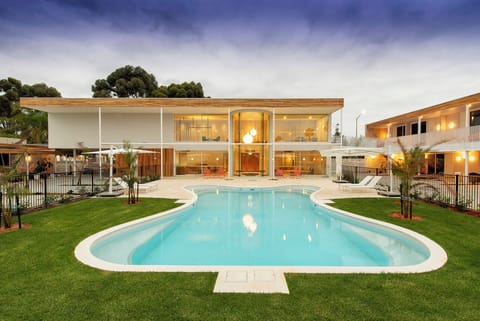 Outdoor pool, pool umbrellas, sun loungers