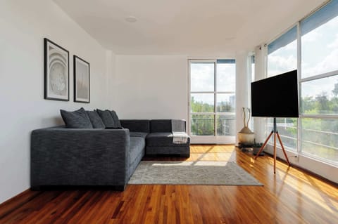Welcome Wynwood House
