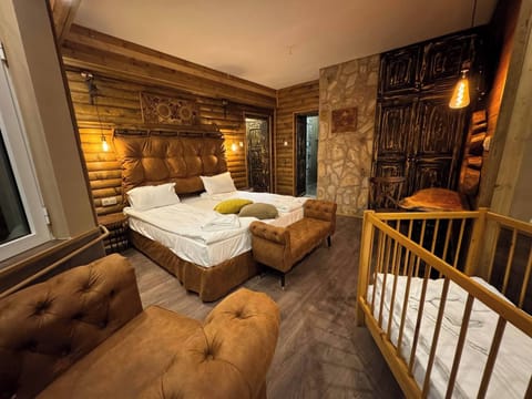 House, Multiple Bedrooms, Private Pool, Garden View | 8 bedrooms