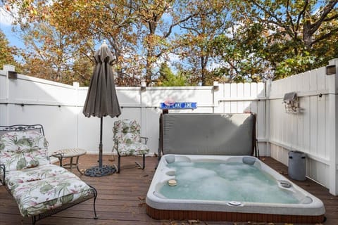 Red Barn Manor Suites features TWO hot tubs, one indoors, and one on the balcony area just off one of the King Suites.