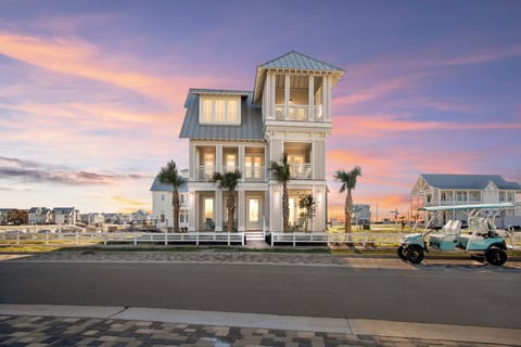 Welcome to Coastal Breeze!