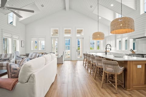 Main Living Space, 2nd Floor