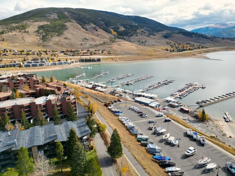 Condo, 2 Bedrooms | Marina