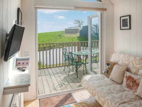 Living area | Frankaborough Farm Cottages - The i-Hut - Frankaborough Fram Cottages, Lifton