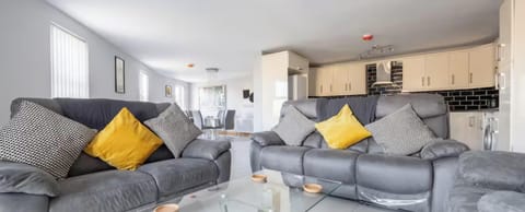 Travel Lets Short Term Rentals