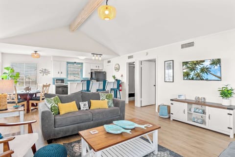 Welcome to Tranquil Turquoise, where serenity meets sophistication