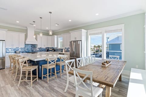 Dining Room Main Floor