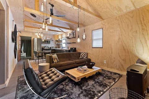 Cozy Living Room with Modern Rustic Design