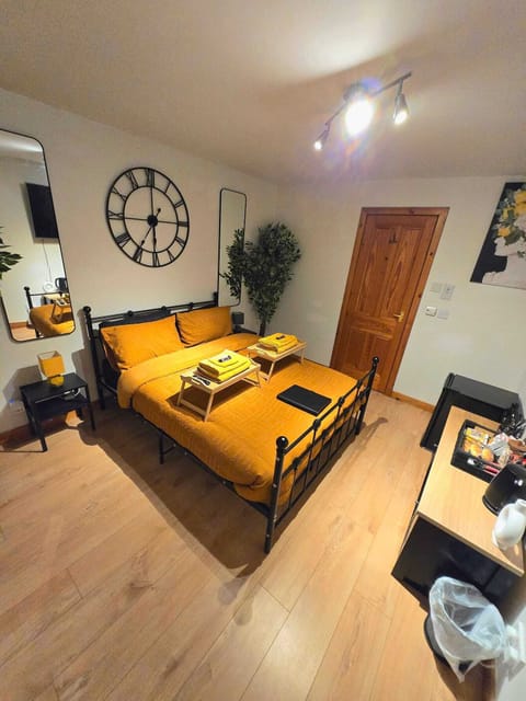 Comfort Suite, Lake View | 2 bedrooms, free WiFi