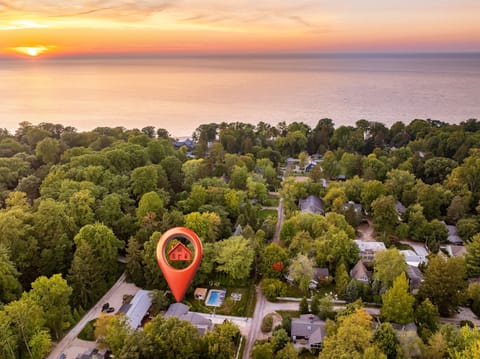 only 8 houses from the beach!