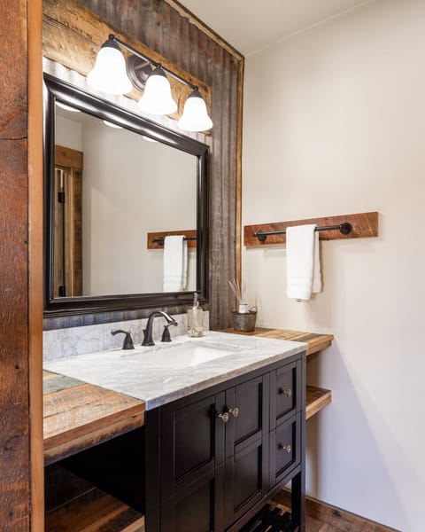 Bathroom Vanity